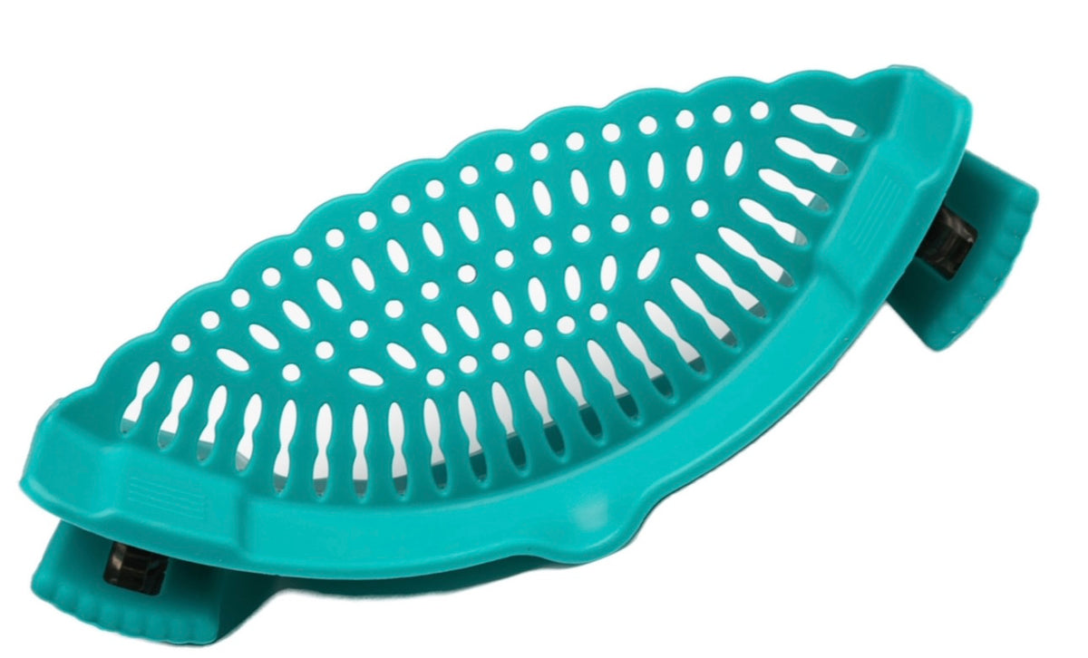 Set of 2 All-in-one silicone pot strainers and set of mini oven mitts